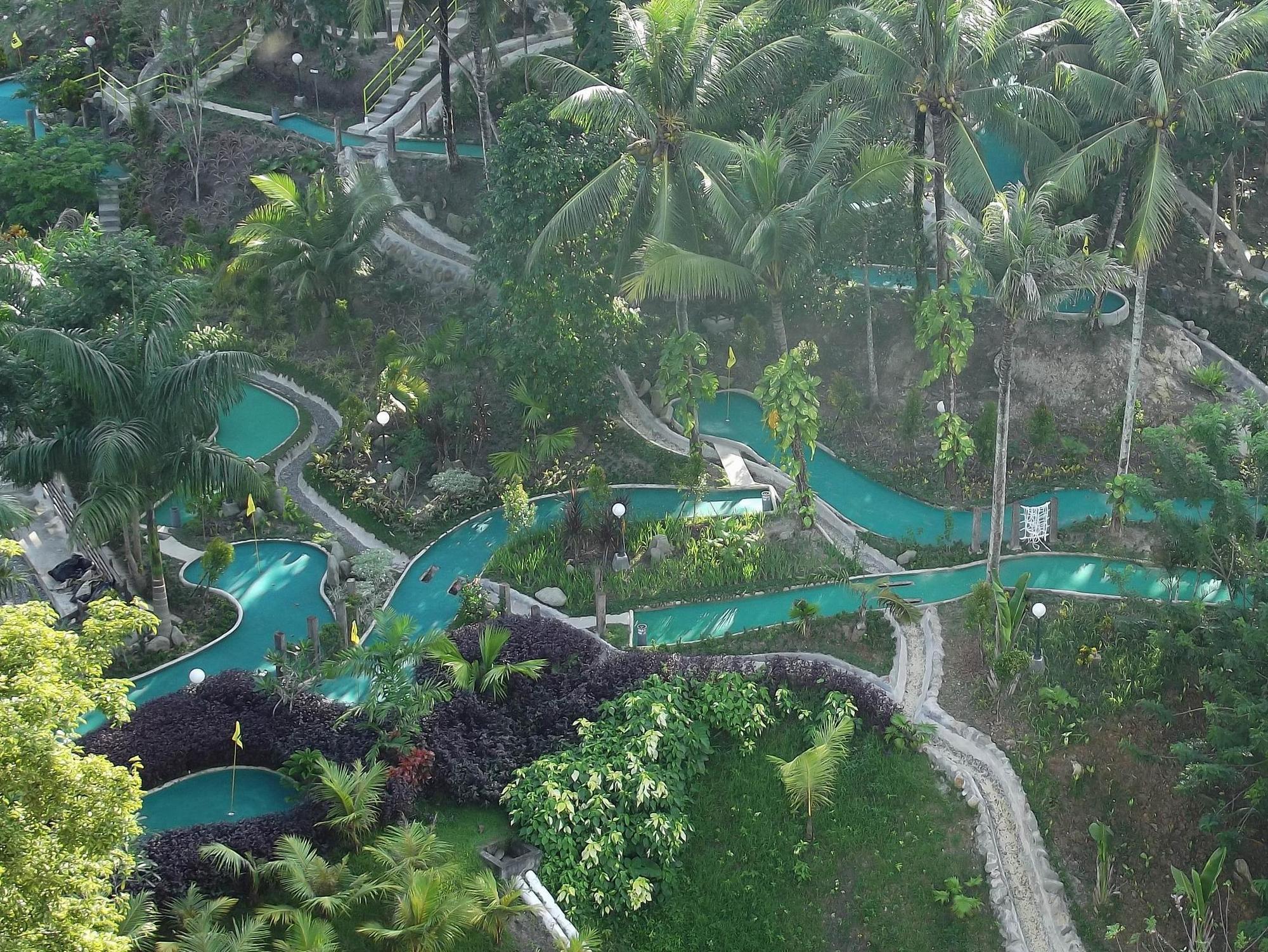 Mesra Business & Resort Hotel Samarinda Kültér fotó