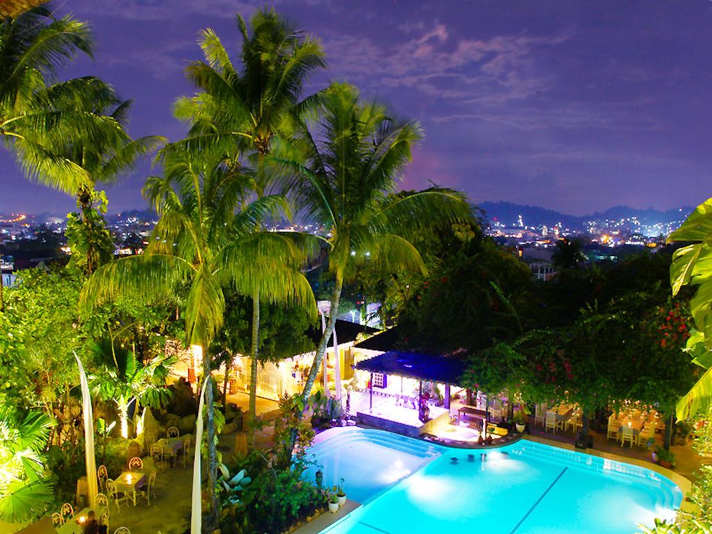 Mesra Business & Resort Hotel Samarinda Kültér fotó