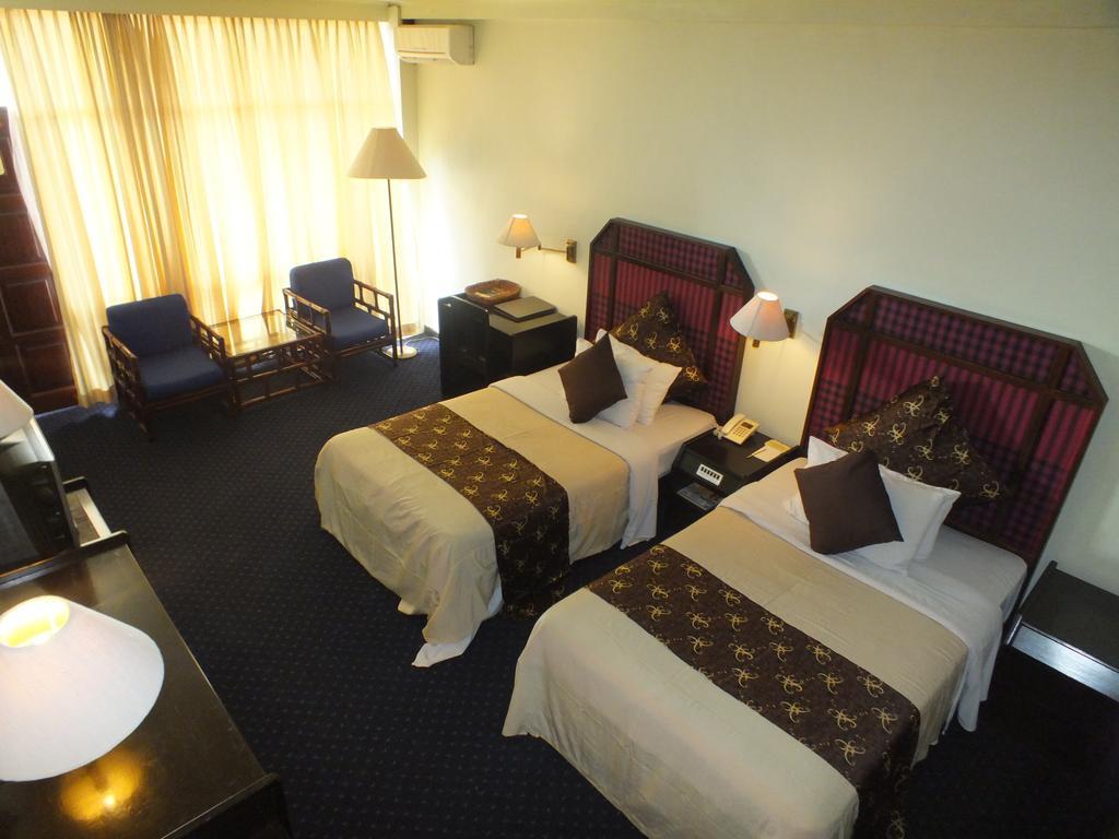 Mesra Business & Resort Hotel Samarinda Kültér fotó