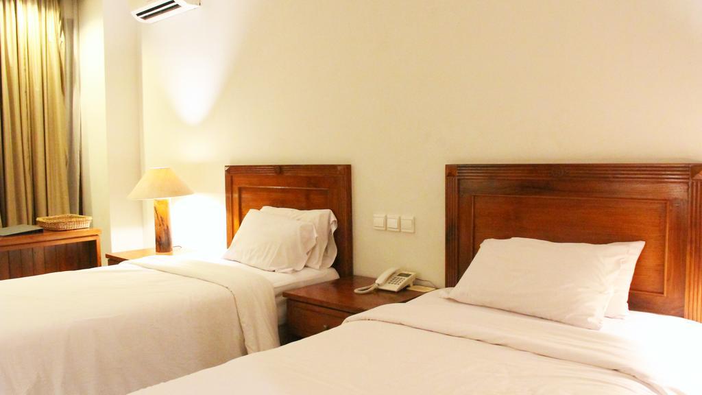Mesra Business & Resort Hotel Samarinda Kültér fotó