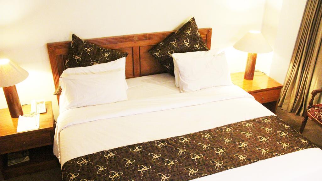 Mesra Business & Resort Hotel Samarinda Kültér fotó