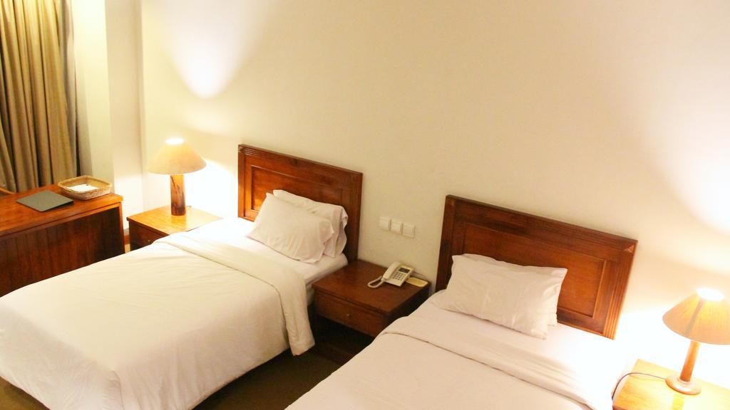 Mesra Business & Resort Hotel Samarinda Kültér fotó