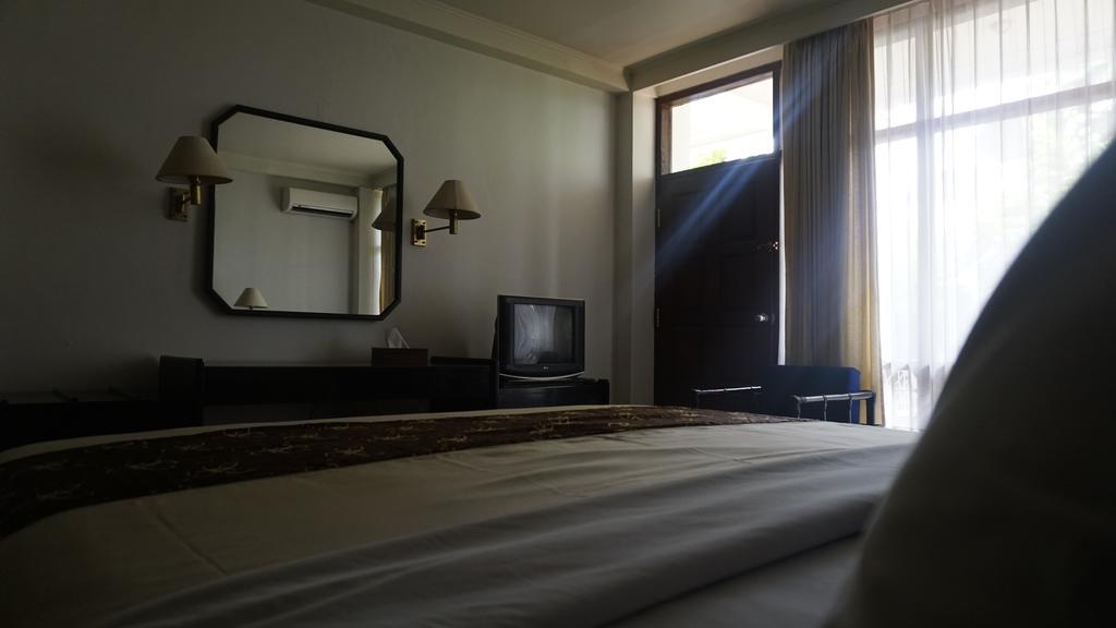 Mesra Business & Resort Hotel Samarinda Kültér fotó